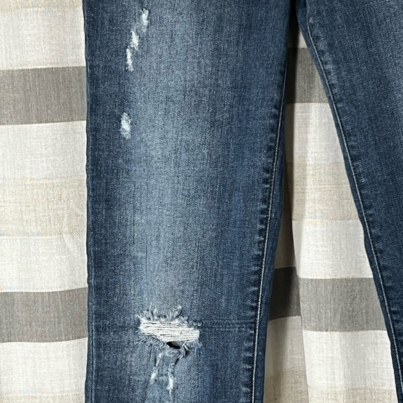Judy Blue denim jeans distressed size 9/29 EUC stretch - Picture 2 of 8